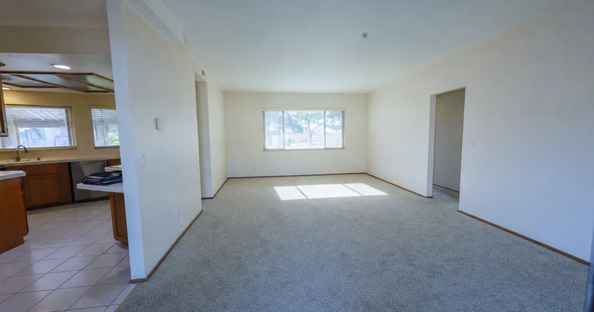 A Home Interior With Carpet in Studio City, CA